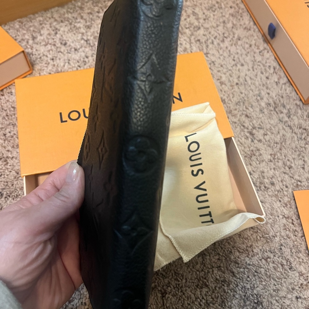 Louis Vuitton Clemence empriente noir wallet - Picture 5 of 11